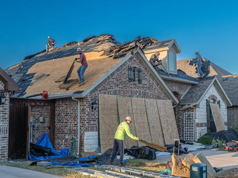 shingle roofing project completed